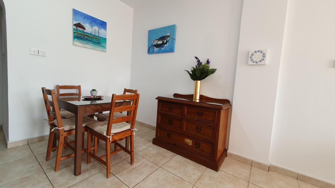 Peaceful Apartment With Double Bed - Oak Breeze Pafos Dış mekan fotoğraf